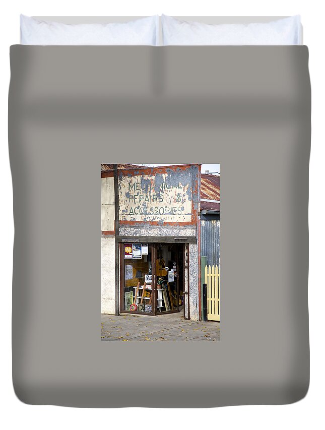 Australia Duvet Cover featuring the photograph Mechanical Repairs And Banjos by Lee Stickels