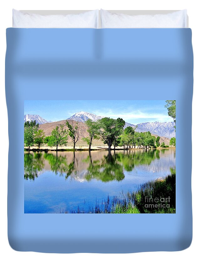 Mill Duvet Cover featuring the photograph Mill Pond by Marilyn Diaz