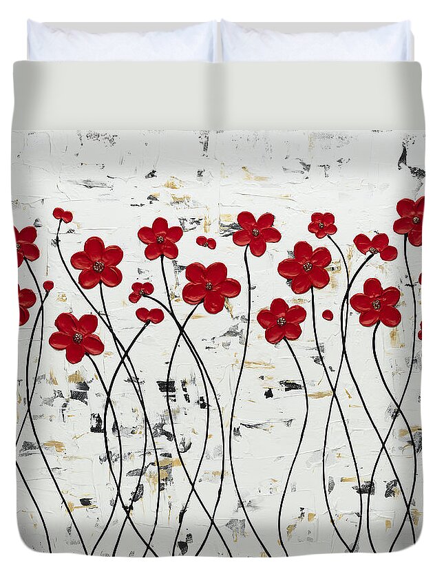 Red Poppy Duvet Cover featuring the painting Mis Amores by Carmen Guedez