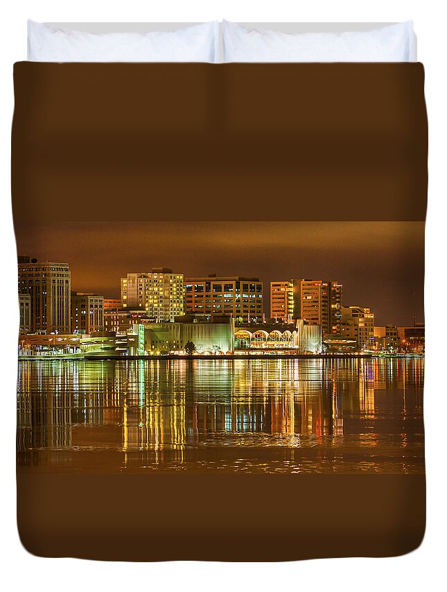 Capitol Duvet Cover featuring the photograph Monona Terrace Madison Wisconsin by Steven Ralser