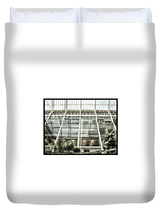 Montreal Duvet Cover featuring the photograph Montreal Mall en Couleur by Shawn Dall