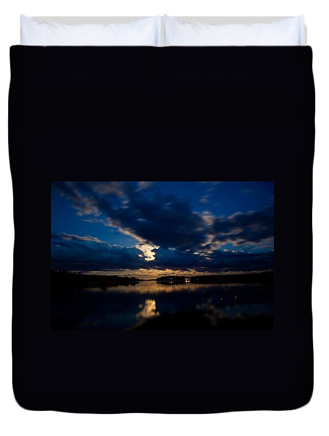 Landscape Duvet Cover featuring the photograph Moon Glow by Greg DeBeck