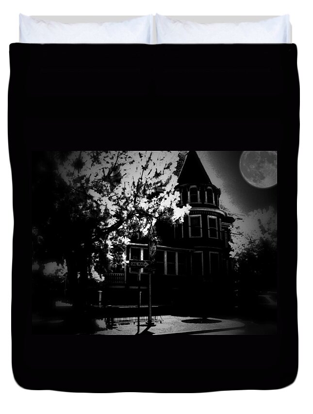 Black And White Duvet Cover featuring the photograph Moon n U by Robert McCubbin