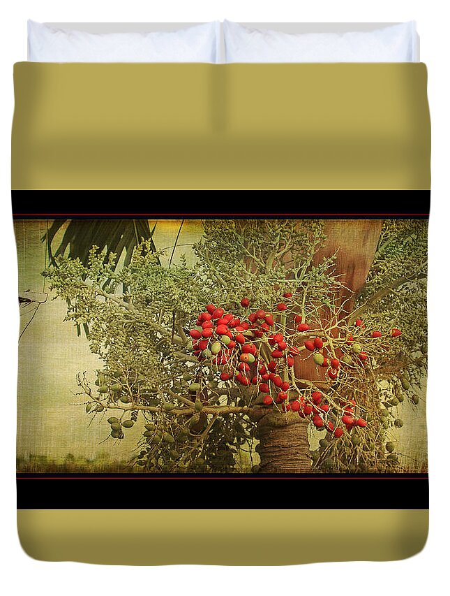 Kiskadees Duvet Cover featuring the photograph Nesting Tropical Bird by Peggy Collins
