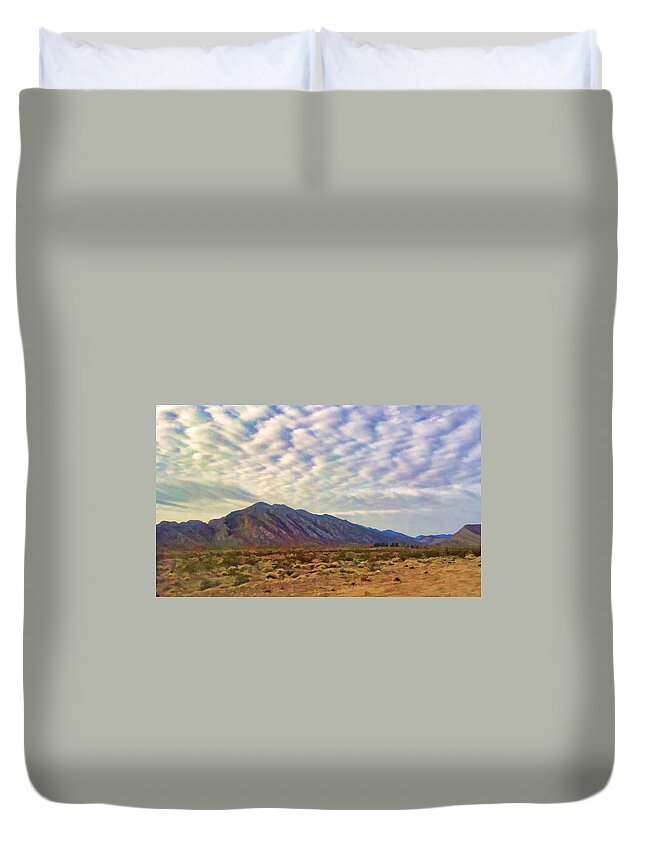 Las Vegas Duvet Cover featuring the painting Nevada Gold by Steven Richardson