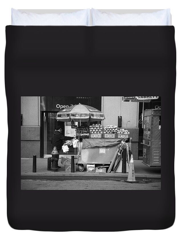 Apples Duvet Cover featuring the photograph New York Street Photography 6 by Frank Romeo