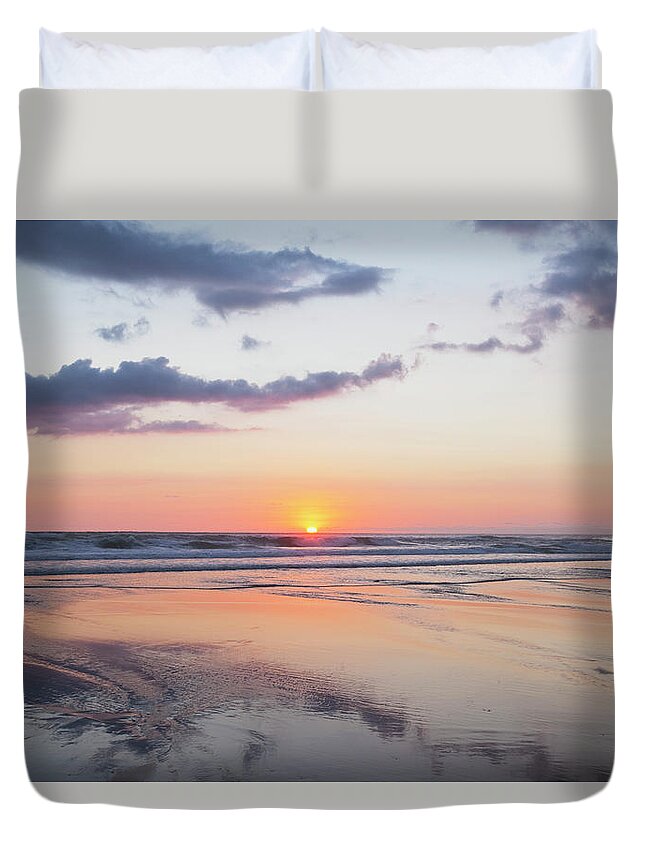 Scenics Duvet Cover featuring the photograph New Zealand, View Of Piha Beach At by Westend61