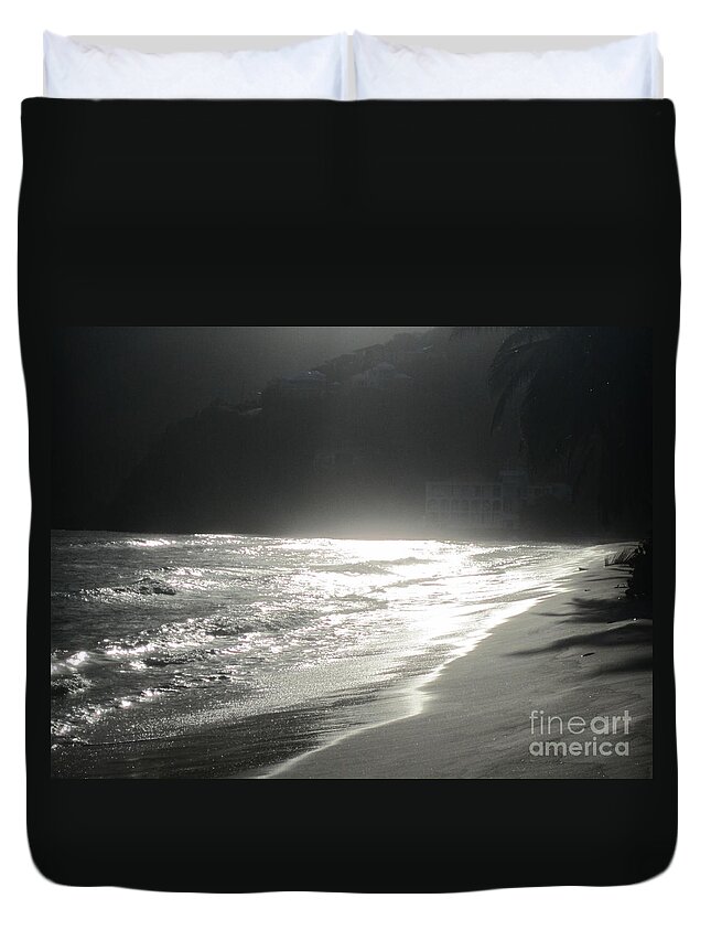 Long Bay Beach Duvet Cover featuring the photograph Ocean Smile by Fiona Kennard