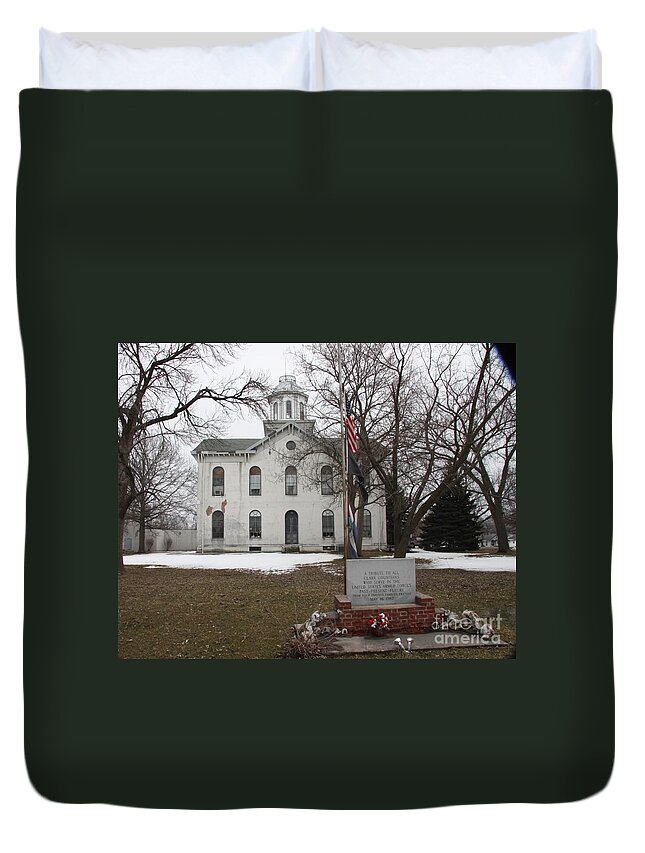 Courthouse Duvet Cover featuring the photograph Old Kahoka Courthouse by Kathryn Cornett