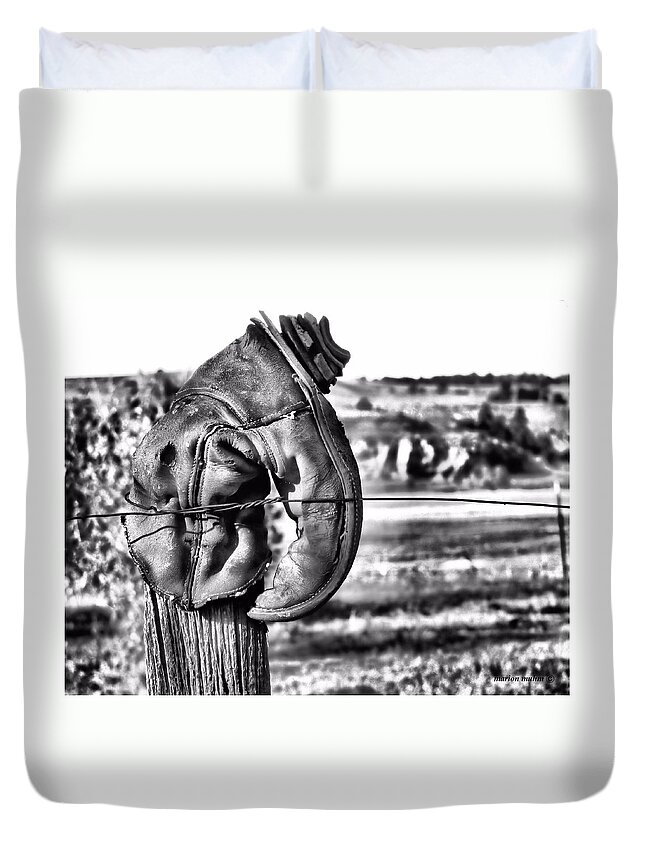 Boot Duvet Cover featuring the photograph Old Western Boot Rocky Ford. S Dakota by Marion Muhm