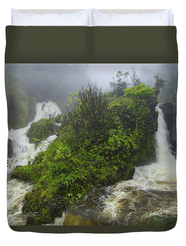 Maui Duvet Cover featuring the photograph On The Road To Hana by Theresa Tahara