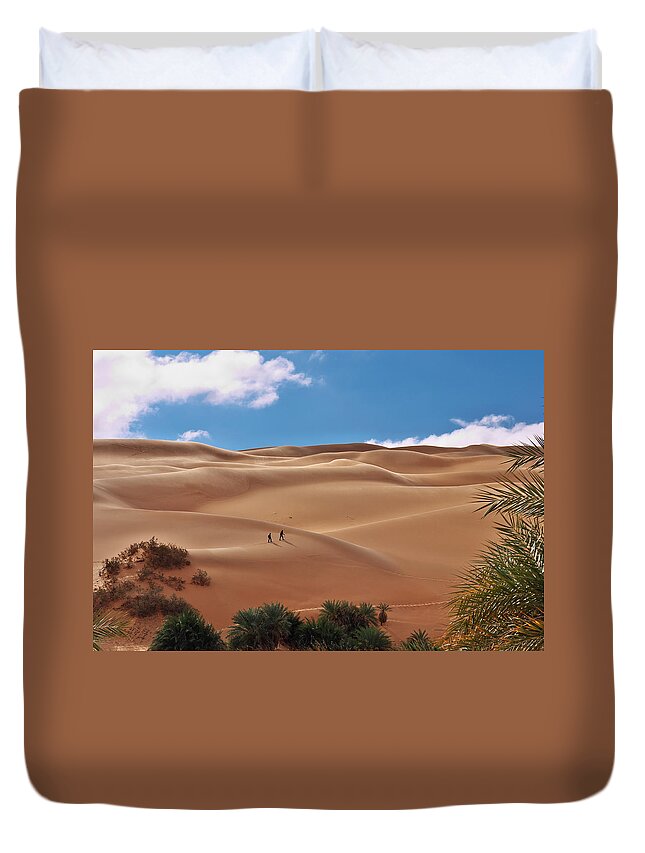 Palm Duvet Cover featuring the photograph Over the dunes by Ivan Slosar