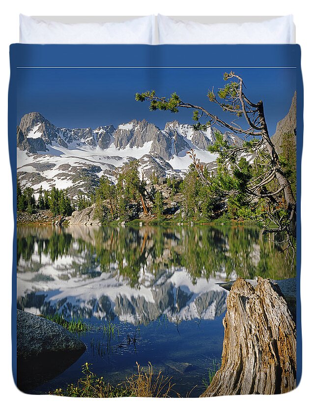 Palisade Peaks Duvet Cover featuring the photograph 2M6443-V-Palisade Peaks and Summit Lake V by Ed Cooper Photography