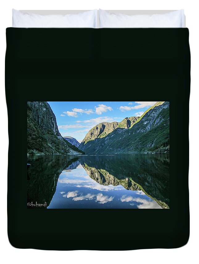 Scenics Duvet Cover featuring the photograph Perfect Symmetry by Buhamdi Images Copyright