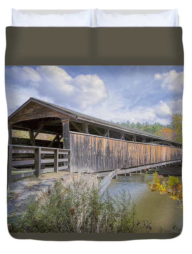 Perrines Duvet Cover featuring the photograph Perrine's Covered Bridge by Joan Carroll