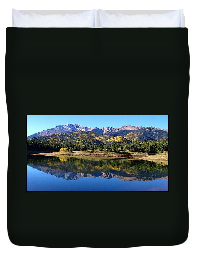 Fall Duvet Cover featuring the photograph Pikes Peak by Carol Milisen