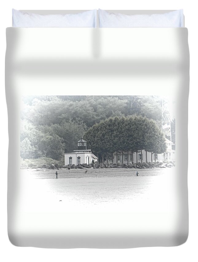 Lighthouse Duvet Cover featuring the photograph Point no Point Lighthouse 2 by Cathy Anderson