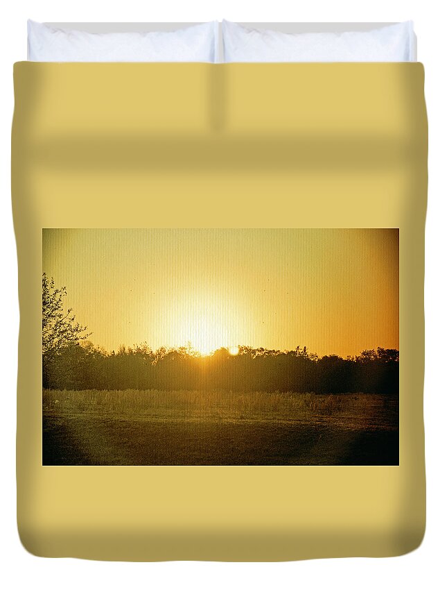 Polk City Florida Duvet Cover featuring the photograph Polk City Sunrise by Laurie Perry