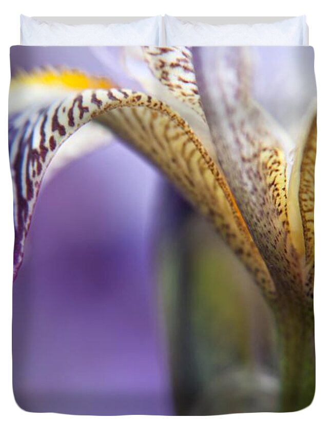 Floral Duvet Cover featuring the photograph Purple Iris 1 by Theresa Tahara