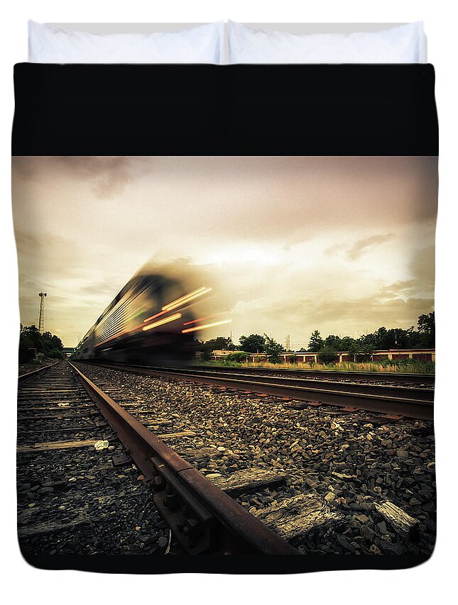 Passenger Train Duvet Cover featuring the photograph Racing For Home by Marc Perrella