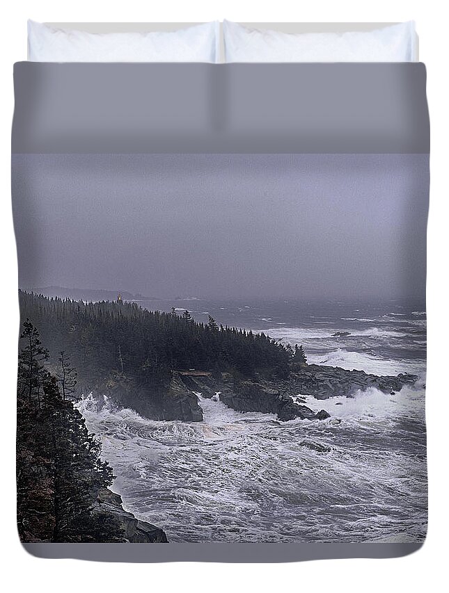 Lighthouses Photographs Duvet Cover featuring the photograph Raging Fury at Quoddy by Marty Saccone