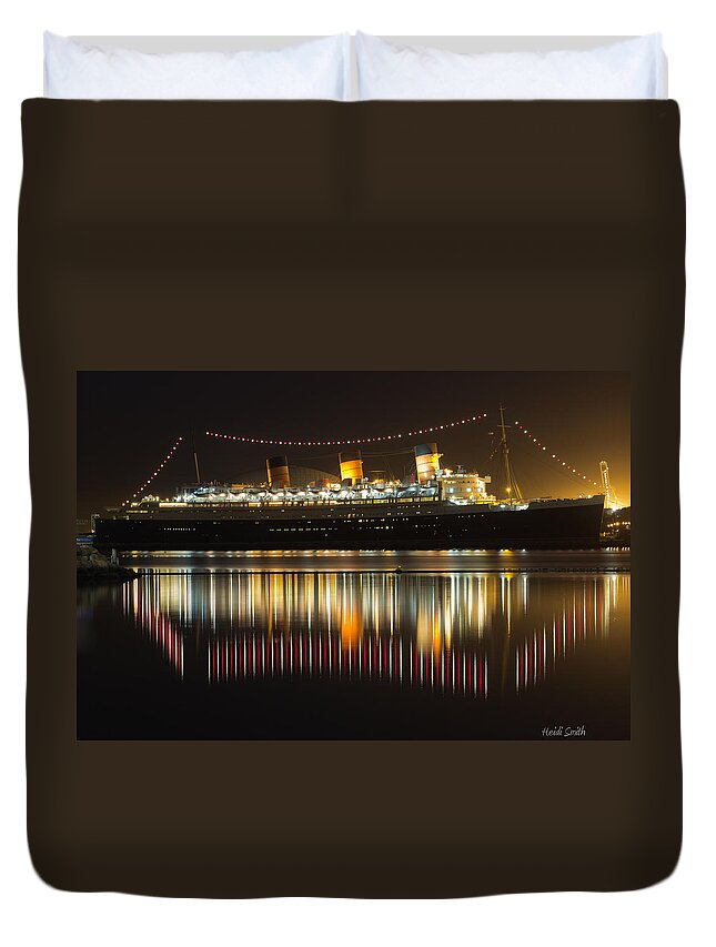 Bay Duvet Cover featuring the photograph Reflections Of Queen Mary by Heidi Smith