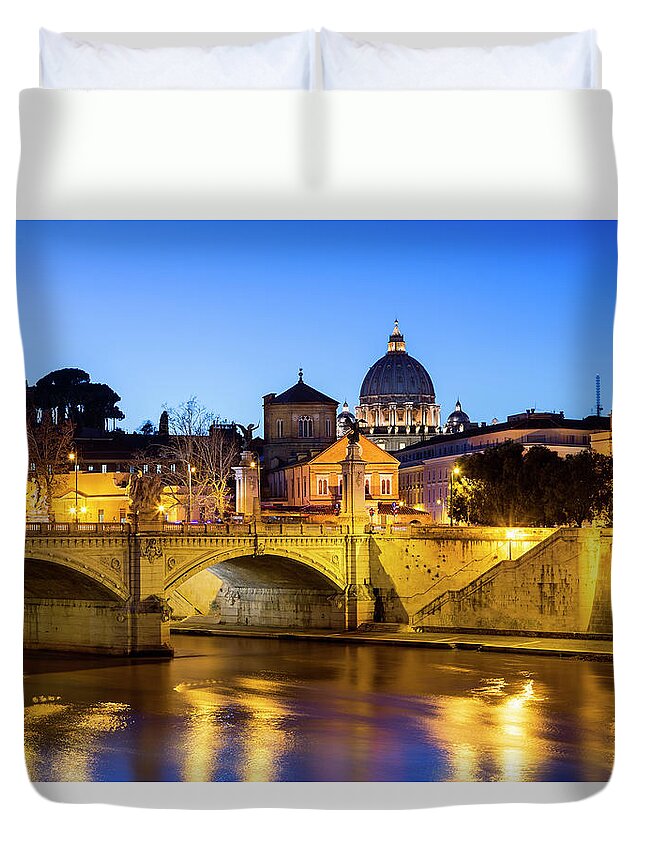 Majestic Duvet Cover featuring the photograph Rome, Vittorio Emanuelle Bridge by Sylvain Sonnet