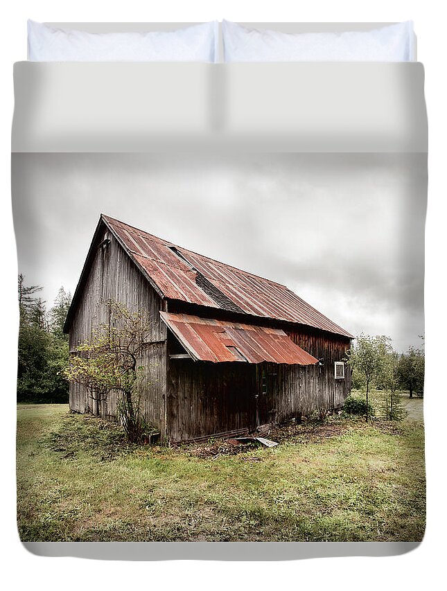 Old Barn Duvet Cover featuring the photograph Rusty Tin Roof Barn by Gary Heller