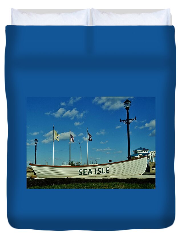 Sea Isle City Duvet Cover featuring the photograph Sea Isle City by Ed Sweeney