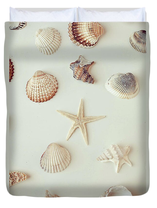 White Background Duvet Cover featuring the photograph Sea Life by Uccia photography