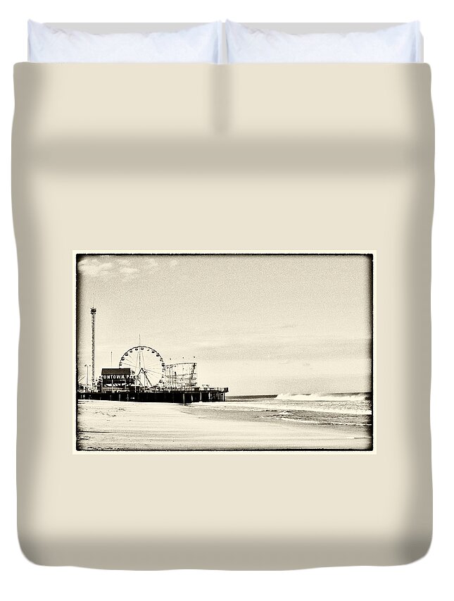 Seaside Heights Funtown Pier Vintage Duvet Cover featuring the photograph Seaside Heights Funtown Pier Vintage by Terry DeLuco
