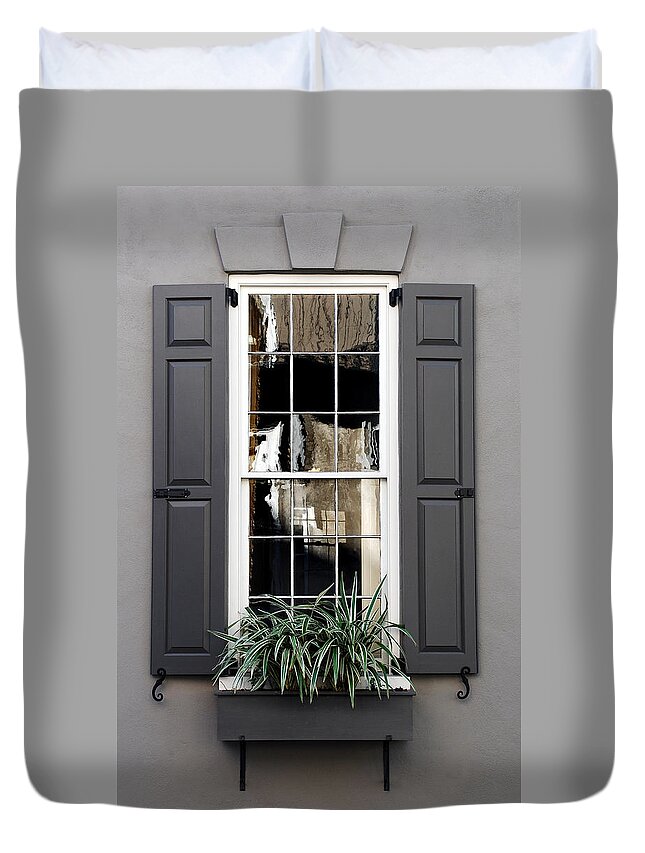 Charleston Duvet Cover featuring the photograph Shades Of Grey In Charleston by Skip Willits