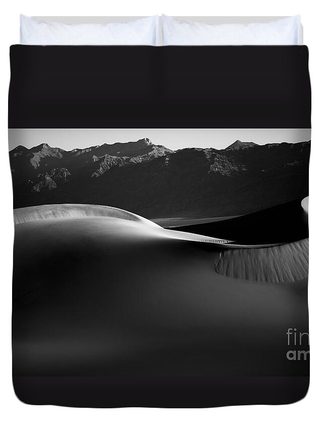 Death Valley National Park Duvet Cover featuring the photograph Shadow and Light by Jennifer Magallon