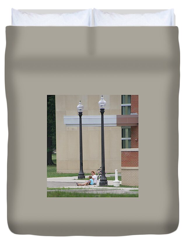 Two Unrecognizable People One Woman Duvet Cover featuring the photograph Sharing a moment by Valerie Collins