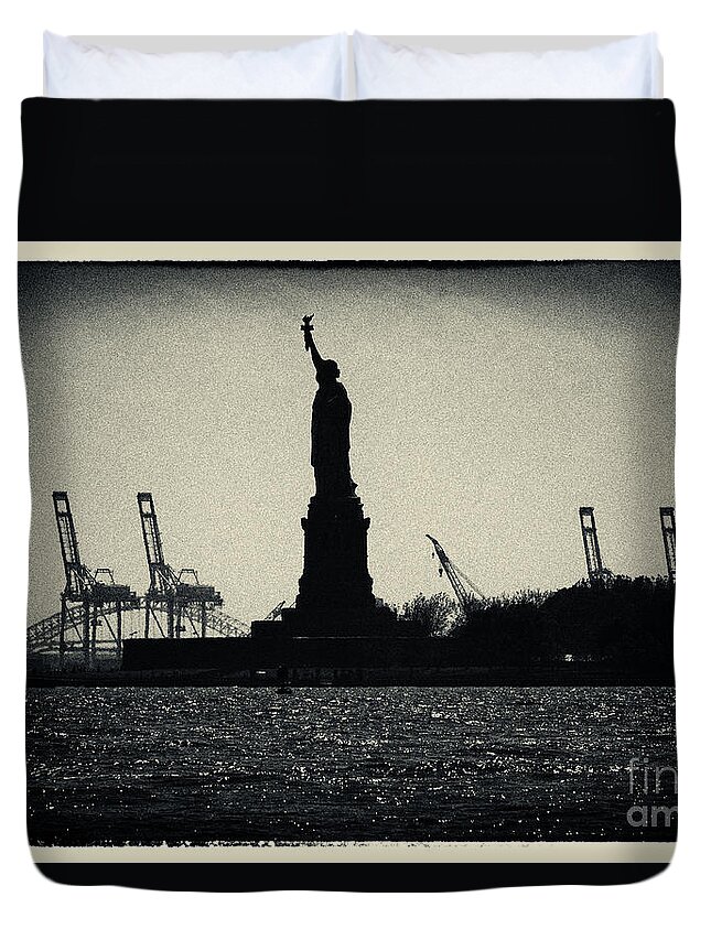 Filmnoir Duvet Cover featuring the photograph Silhouette of Miss Liberty by Sabine Jacobs