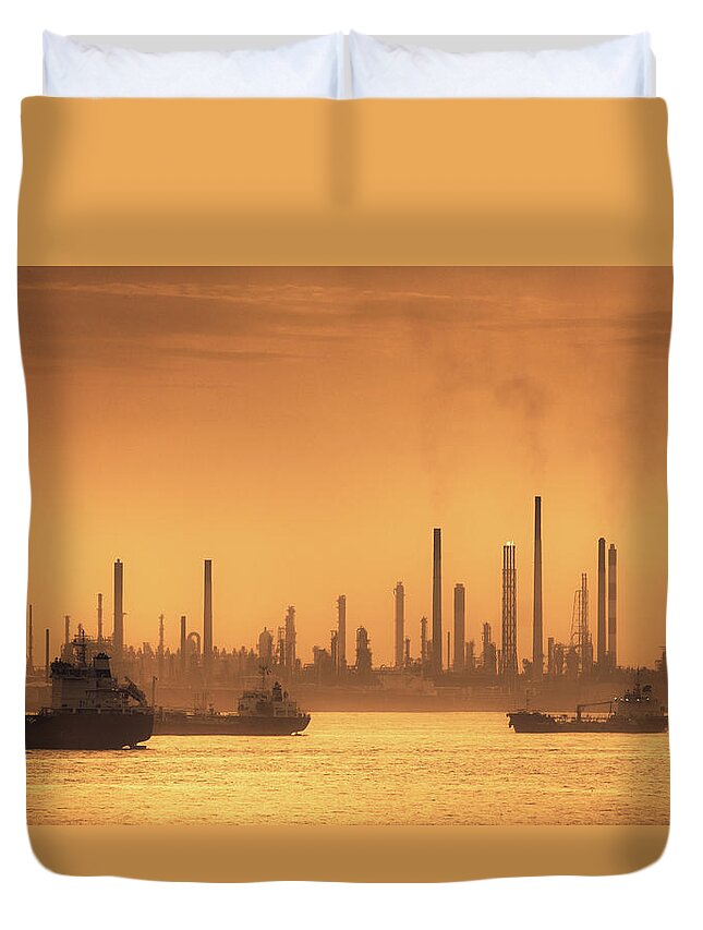 Scenics Duvet Cover featuring the photograph Silhouette Of Oil And Gas Production by D3sign