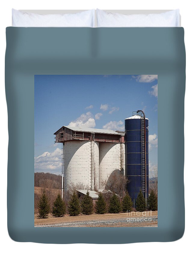 Old Silos Duvet Cover featuring the photograph Silo House with a View - color by Carol Lynn Coronios