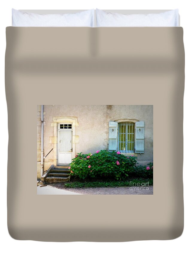 Doors And Windows Duvet Cover featuring the photograph Simply Charming by Lainie Wrightson