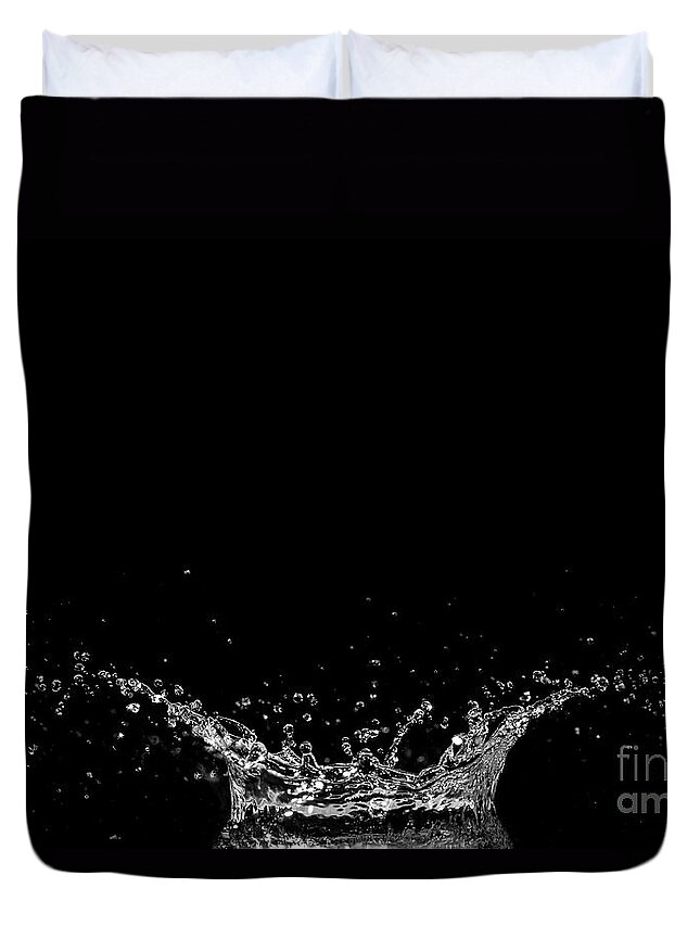 Water Duvet Cover featuring the photograph Single water splash by Simon Bratt