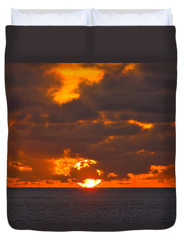 Sunset Duvet Cover featuring the photograph Sinking in the Sea by Greg Norrell