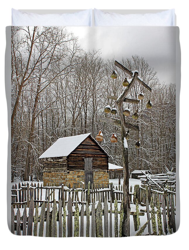 Barns Duvet Cover featuring the photograph Smokey Mountain Nesting by Jennifer Robin