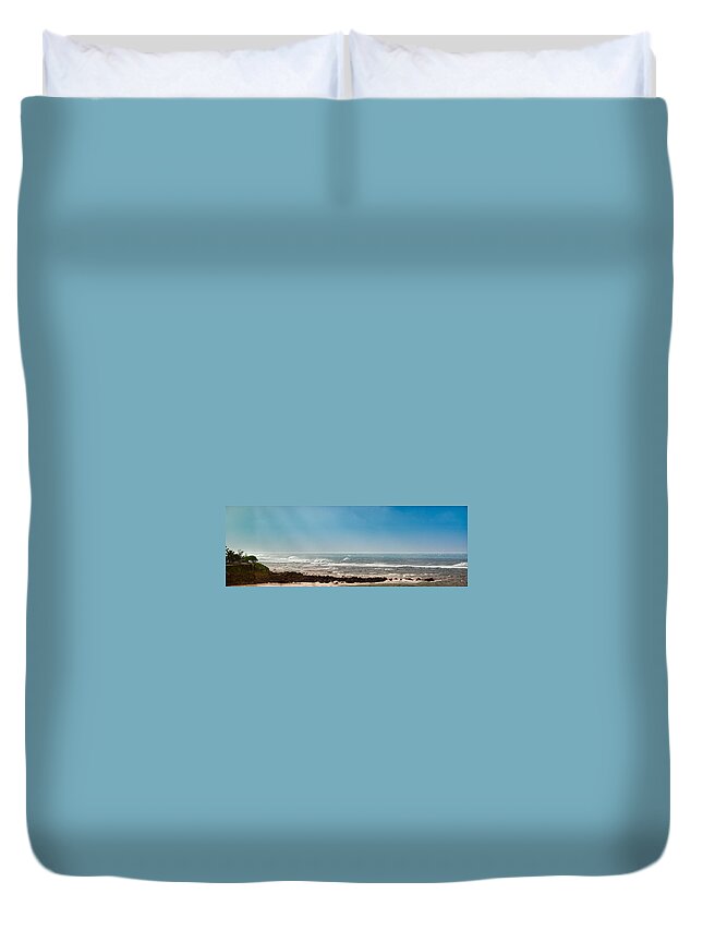 Hawaii Duvet Cover featuring the photograph South Shore Maui Beach House by Lars Lentz
