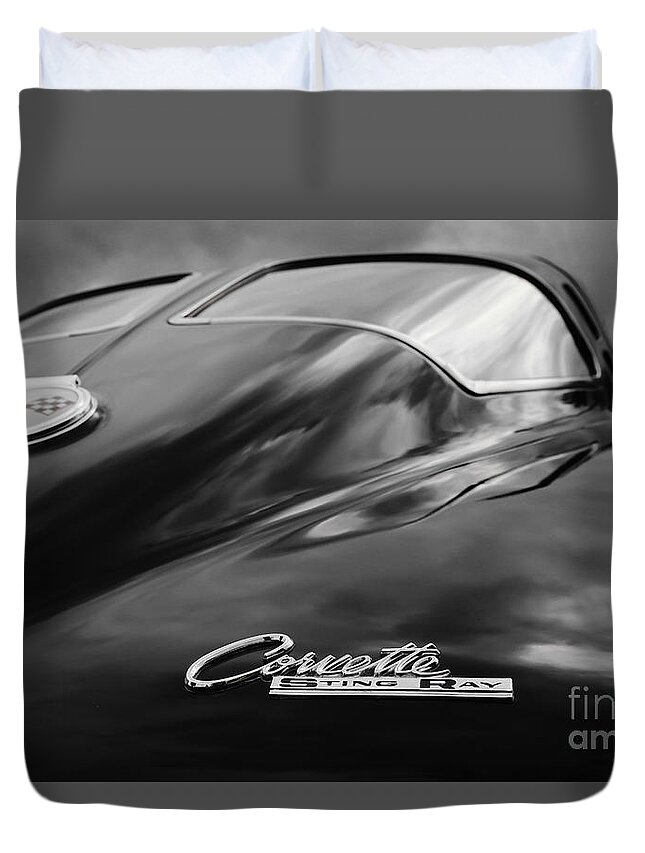 1963 Corvette Duvet Cover featuring the photograph Split Window by Dennis Hedberg