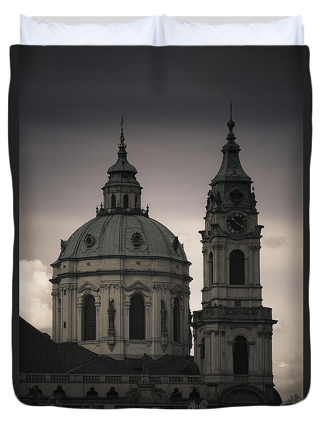 St. Nicholas Church Duvet Cover featuring the photograph St. Nicholas Church by Maria Heyens