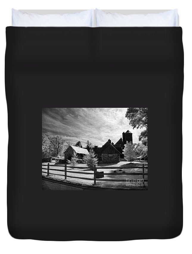 Bw Duvet Cover featuring the photograph Stone Barn by Claudia Kuhn