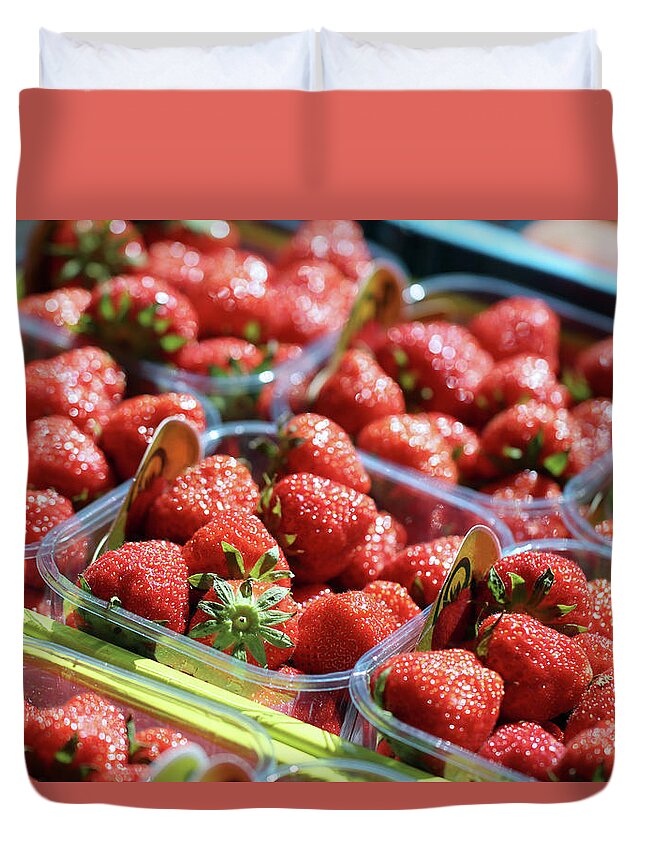 Outdoors Duvet Cover featuring the photograph Strawberries In Spain Marketplace by Aping Vision / Sts