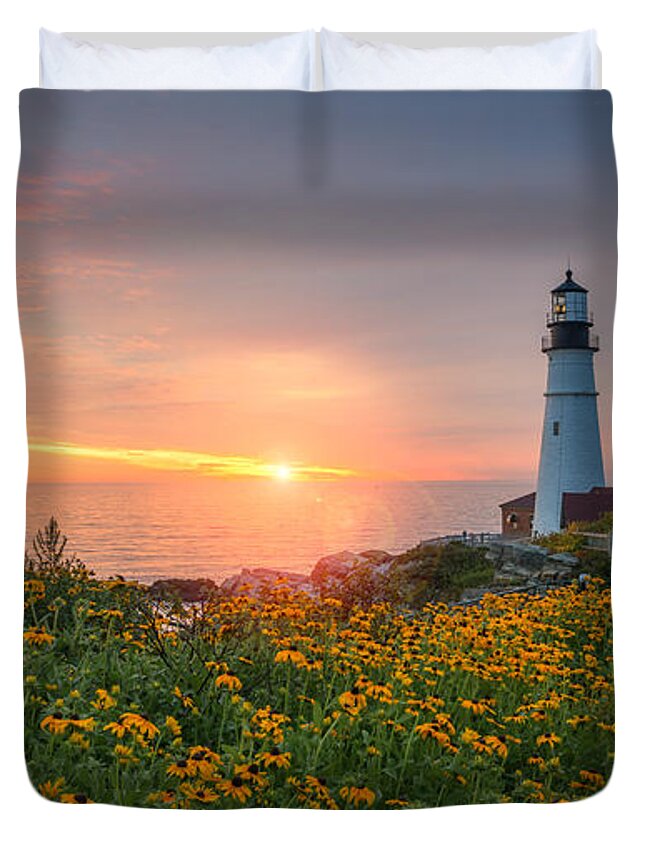Portland Head Light Duvet Cover featuring the photograph Sunrise Bliss at Portland Lighthouse by Michael Ver Sprill