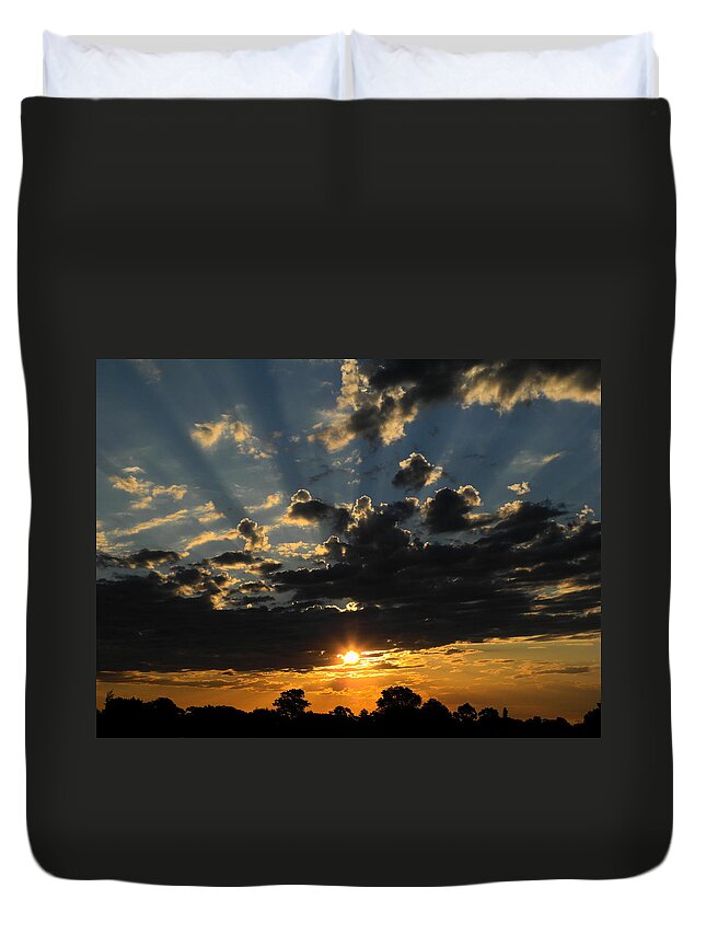 Sunset Duvet Cover featuring the photograph Dark Sunset by Mark Blauhoefer