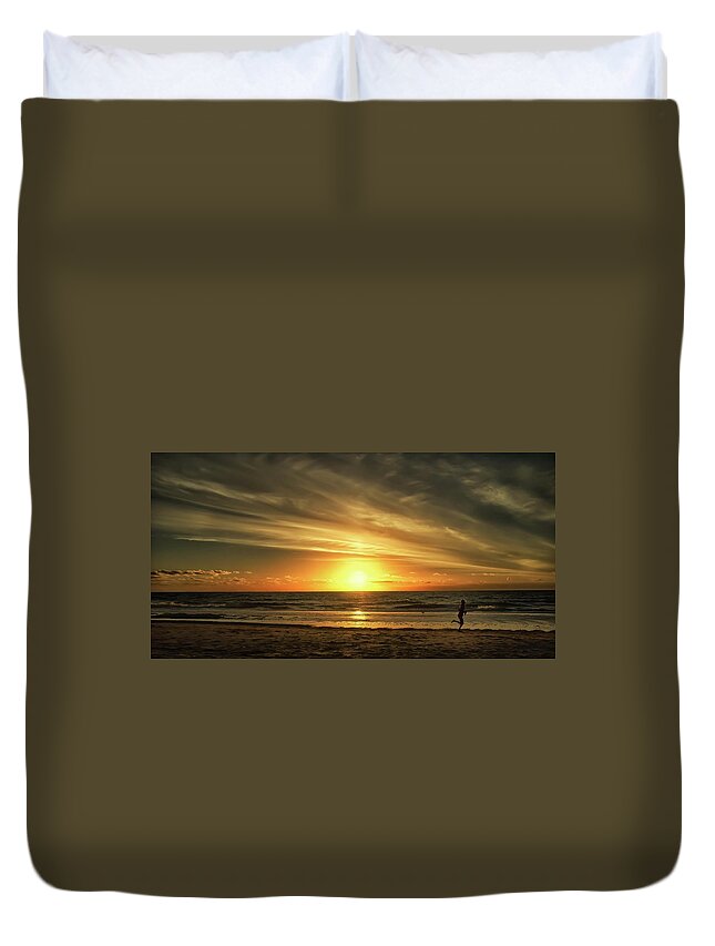 Scenics Duvet Cover featuring the photograph Sunset Run by Rbat Photography