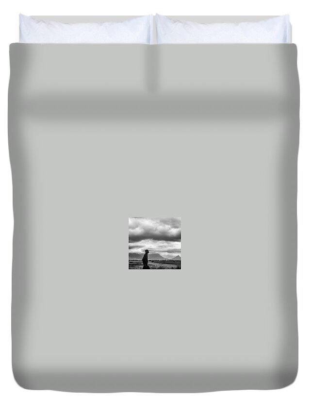  Duvet Cover featuring the photograph Table Mountain by Aleck Cartwright